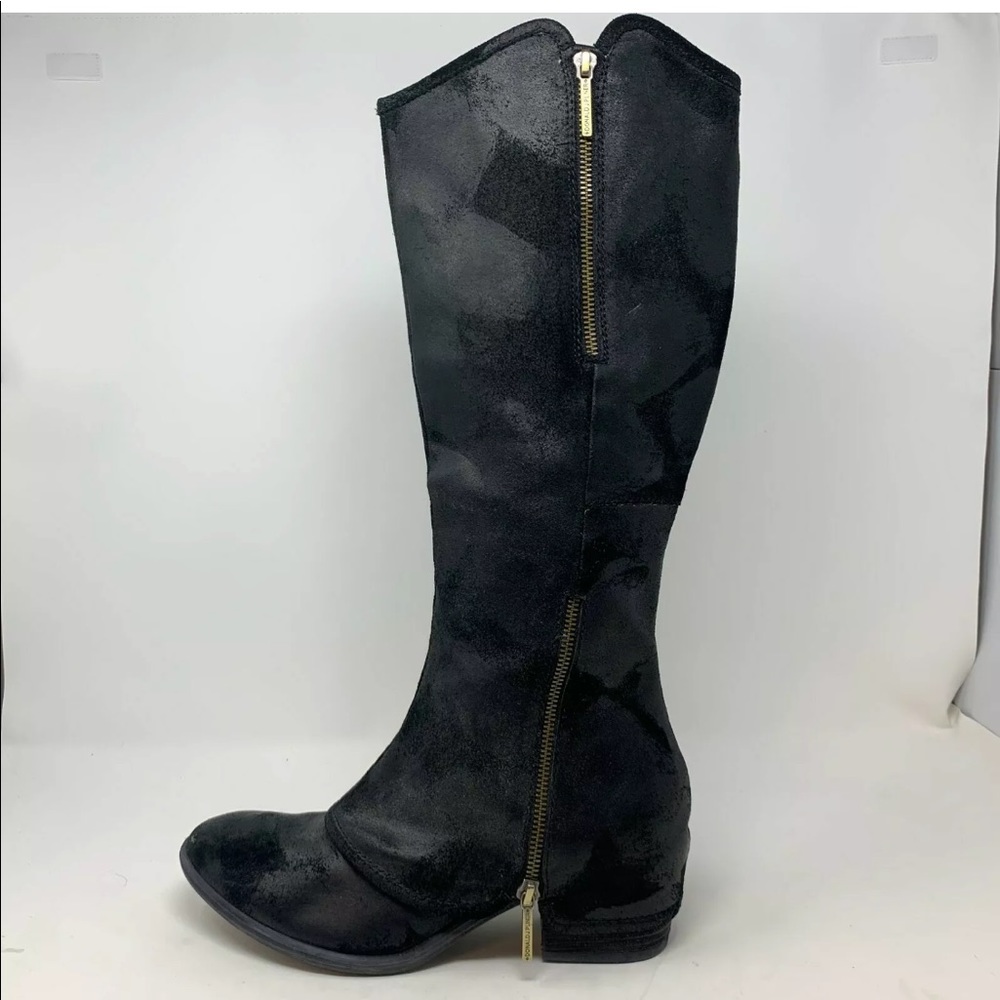 Donald J Pliner Devi women's boots 9.5
